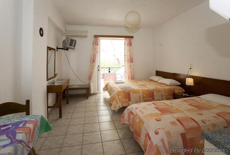 Gikas Apartments Marmari  Camera foto