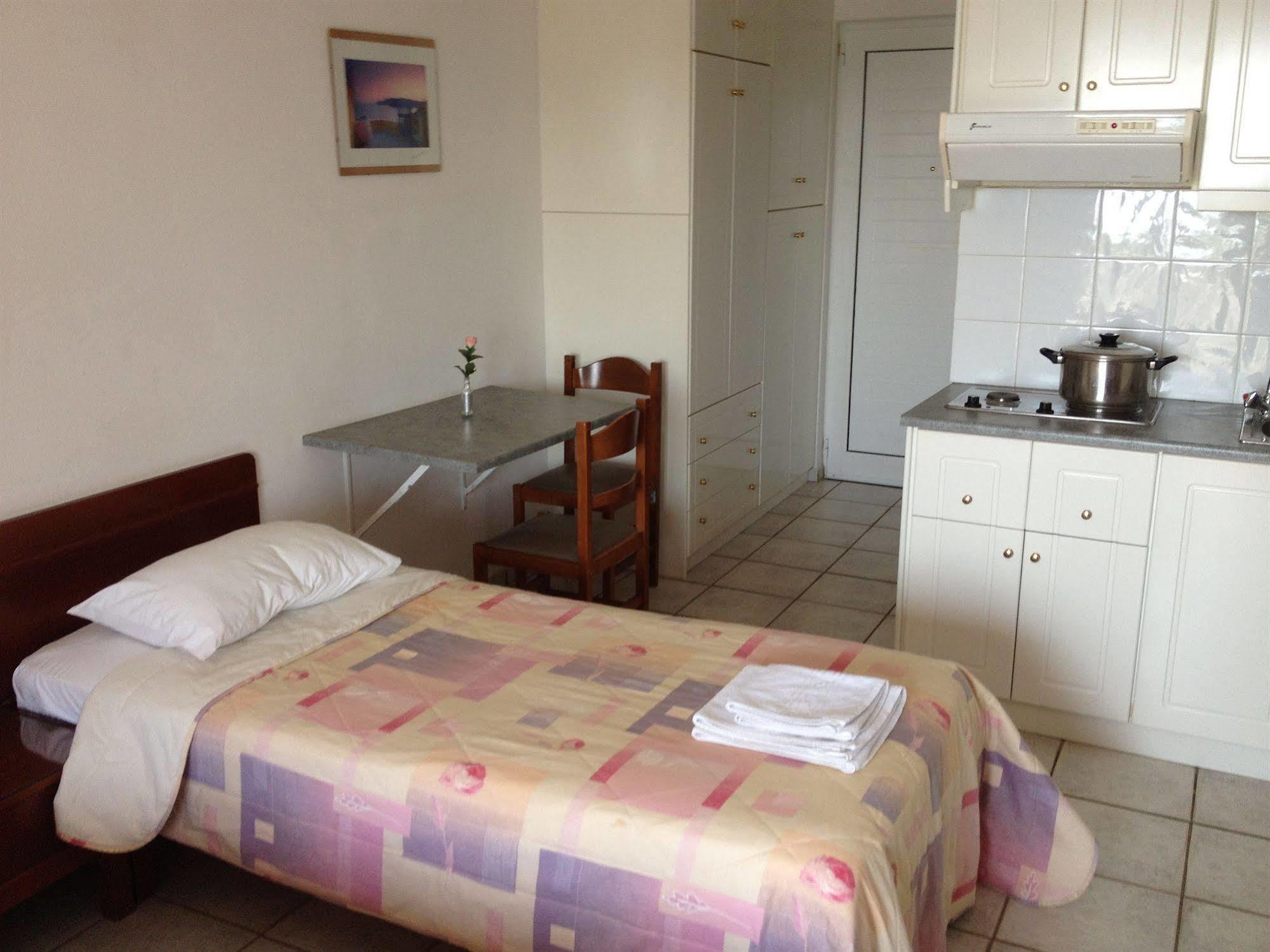 Gikas Apartments Marmari  Esterno foto